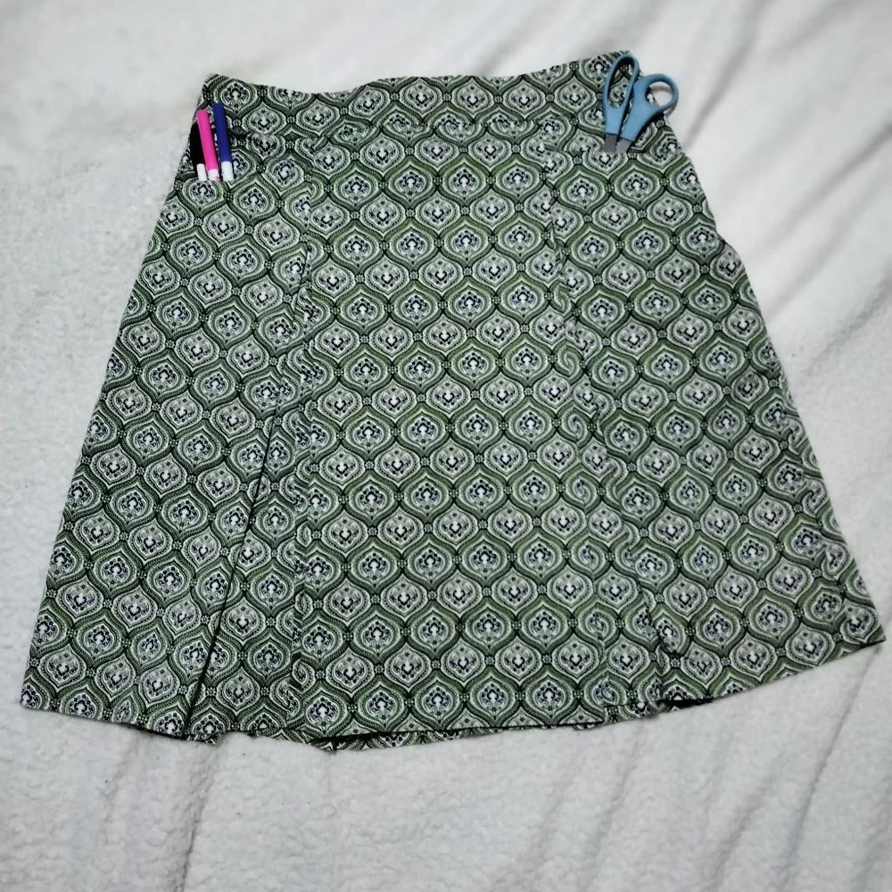 George Designs by Mark Eisen Skirt Pleated Size 12 Green Pockets Side Zip 001 - Picture 5 of 12